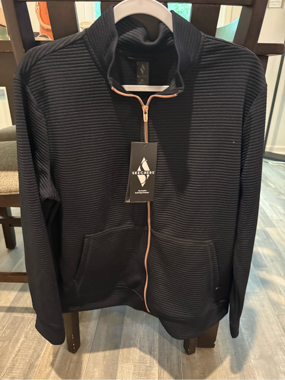 Skechers Women's Black Ribbed Zip Jacket with Rose Gold Zipper